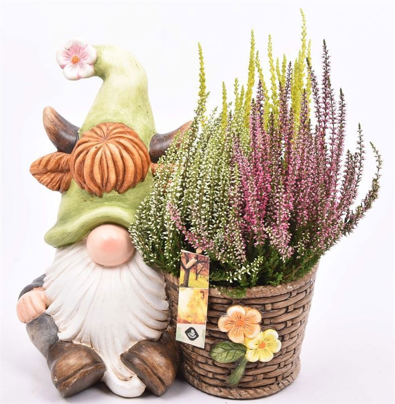 Outdoor arrangement 28cm Pot