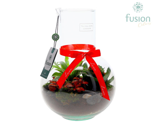 Green Bottle Suzanne Medium met Love arrangement 29cm 21cm Pot